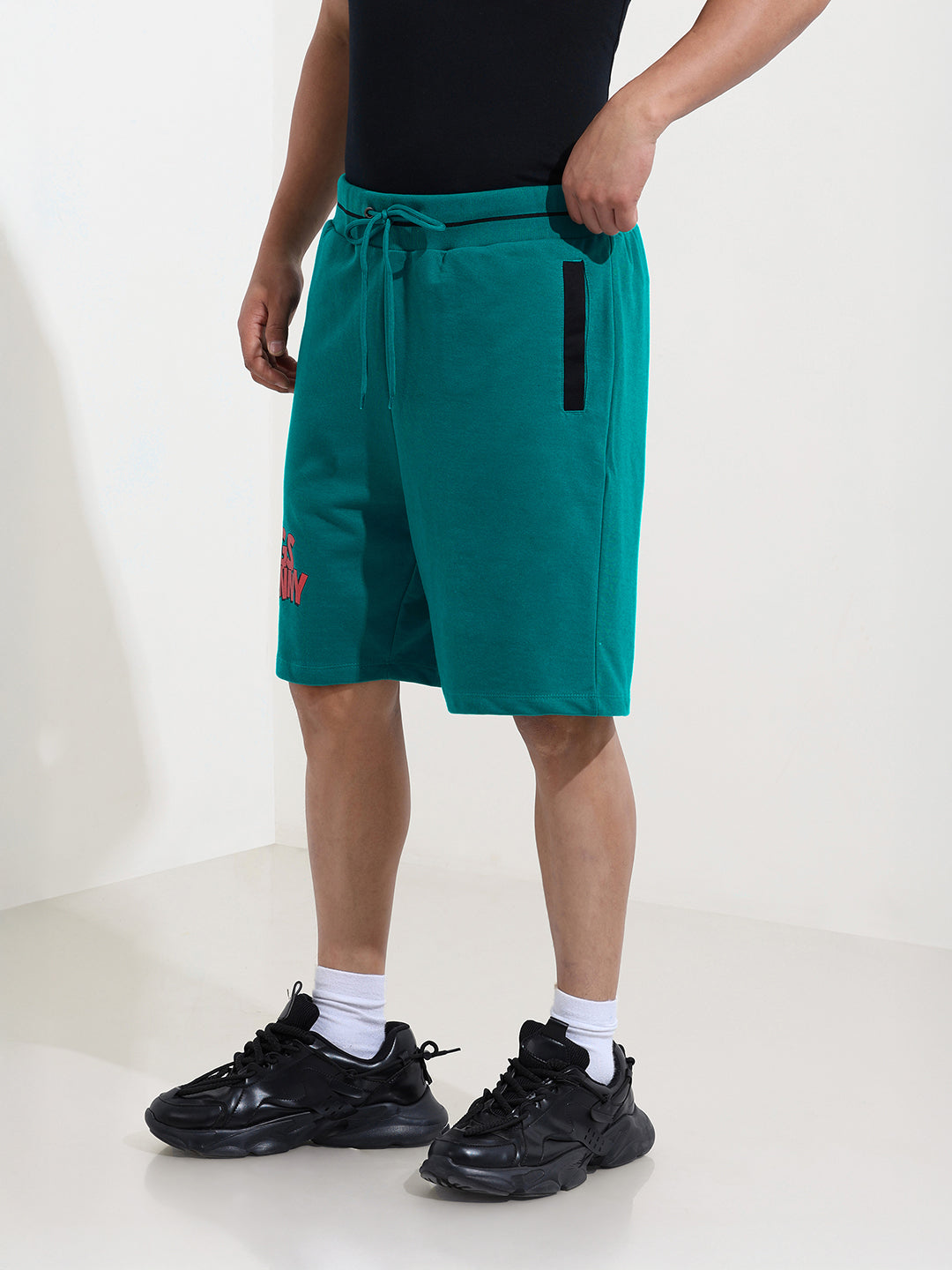 Men's Grey Relaxed Fit Character Bugs Bunny Printed Shorts