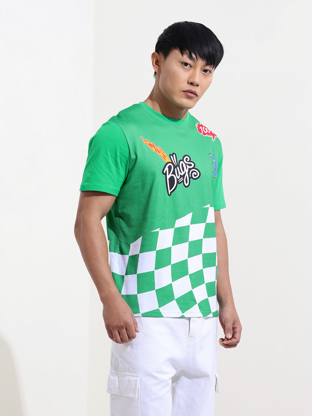 Men's Green Slim Fit Character Bugs Bunny Printed Crew Neck T-Shirt