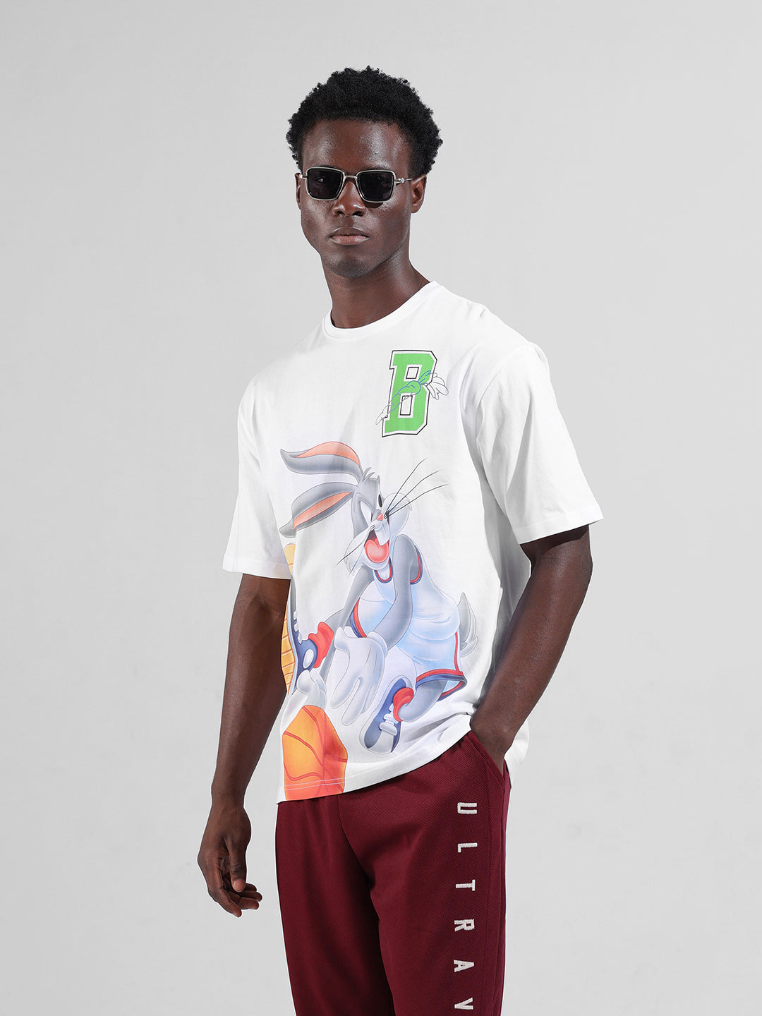 Men's White Boxy Fit Bugs Bunny Character Merchandise T-Shirt