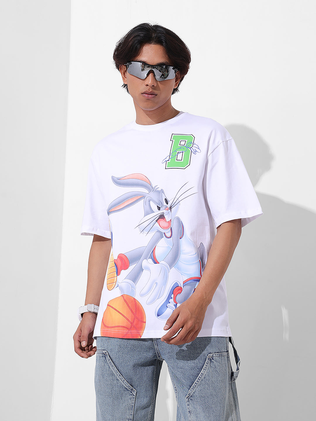 Men's White Boxy Fit Bugs Bunny Character Merchandise T-Shirt