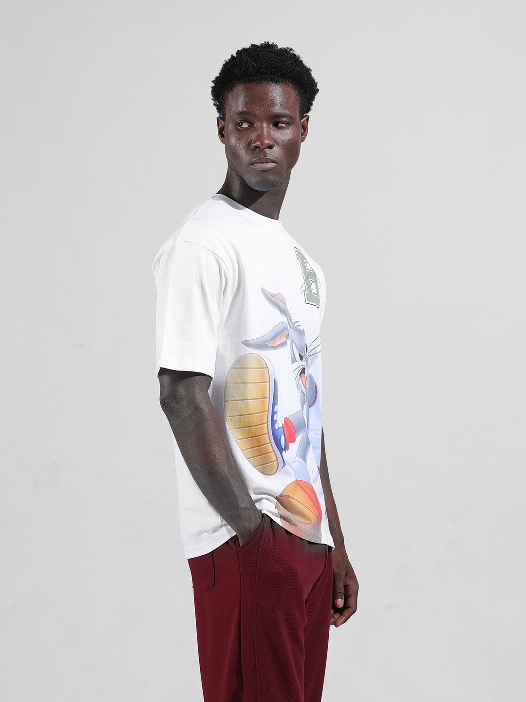 Men's White Boxy Fit Bugs Bunny Character Merchandise T-Shirt