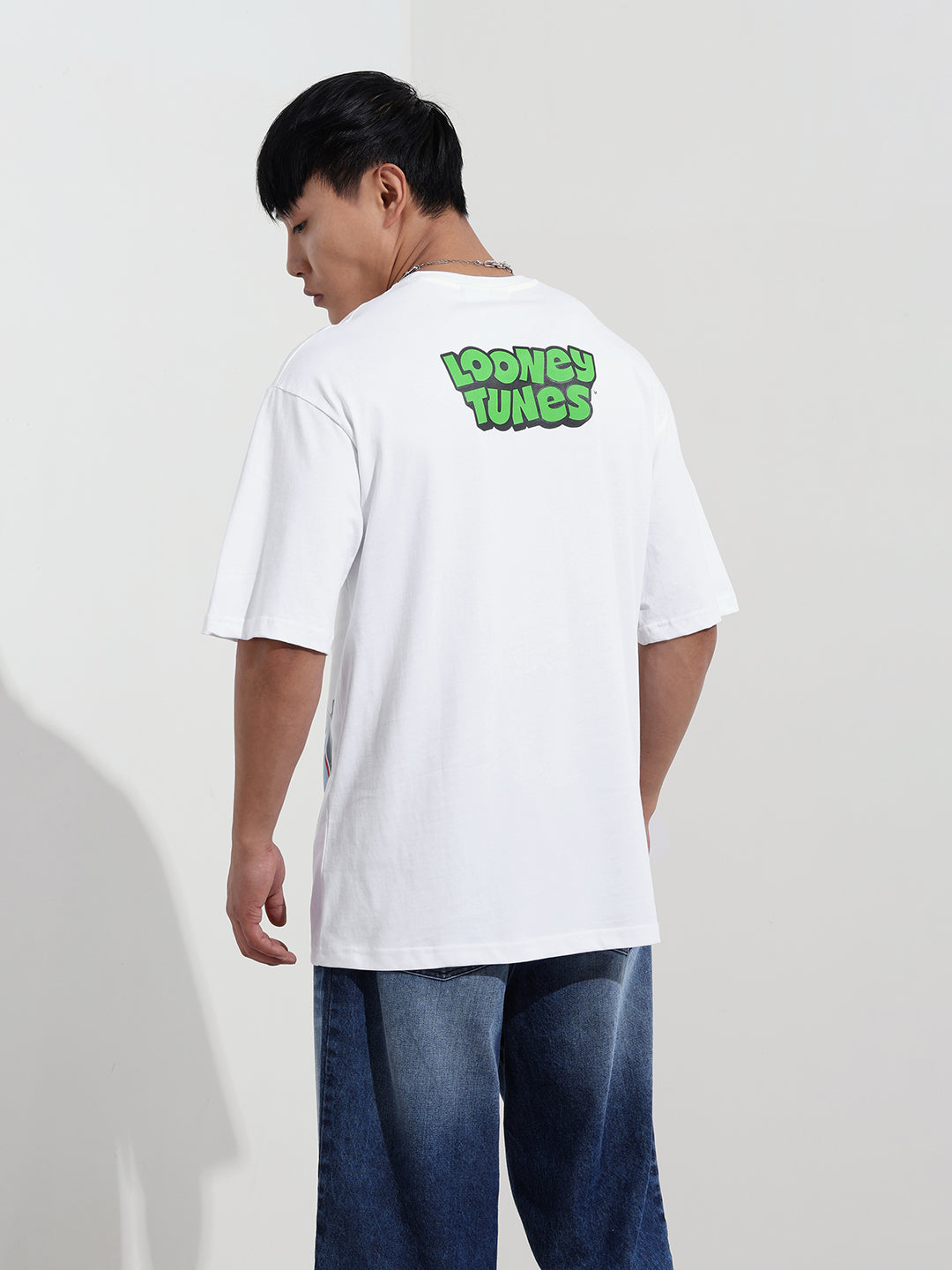Men's White Boxy Fit Bugs Bunny Character Merchandise T-Shirt