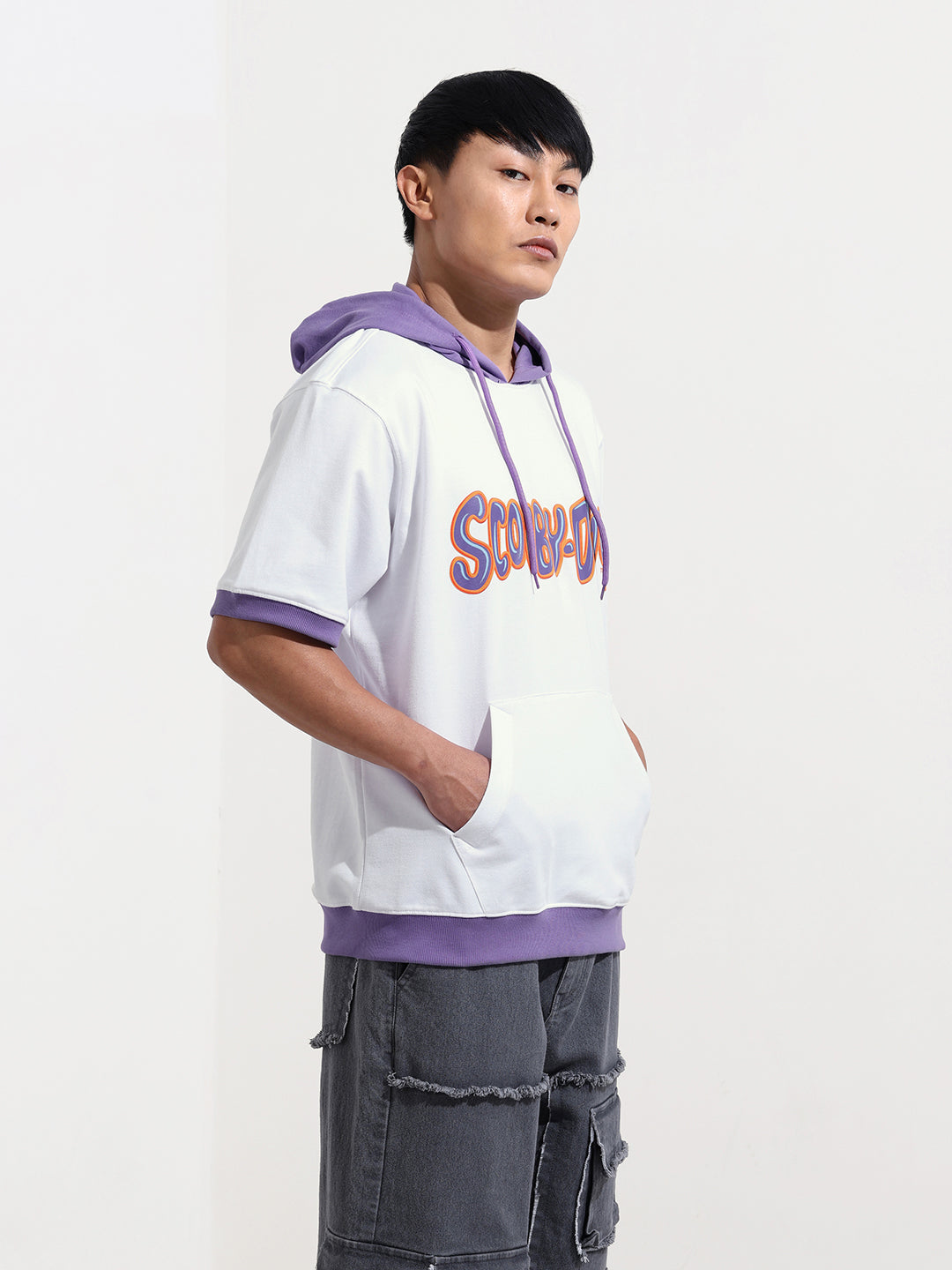 Men's White Oversized Fit Character Scooby-Doo Printed Sweatshirt