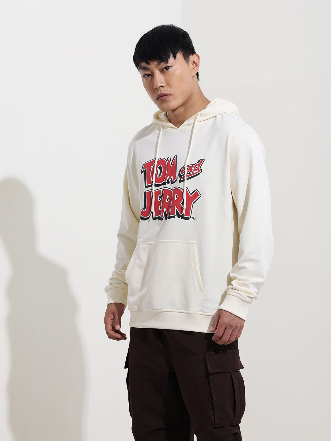Men's White Regular Fit Character Tom & Jerry Printed Sweatshirt