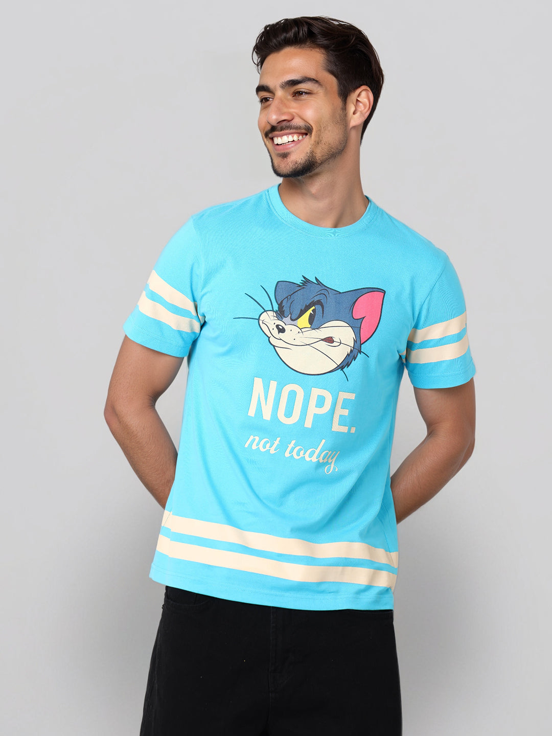 Men's Typography Printed Raw Edge Slim Fit T-shirt