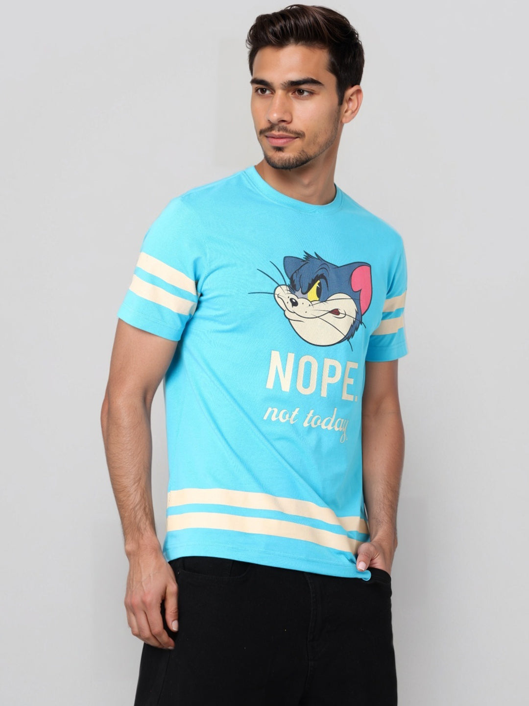 Men's Typography Printed Raw Edge Slim Fit T-shirt