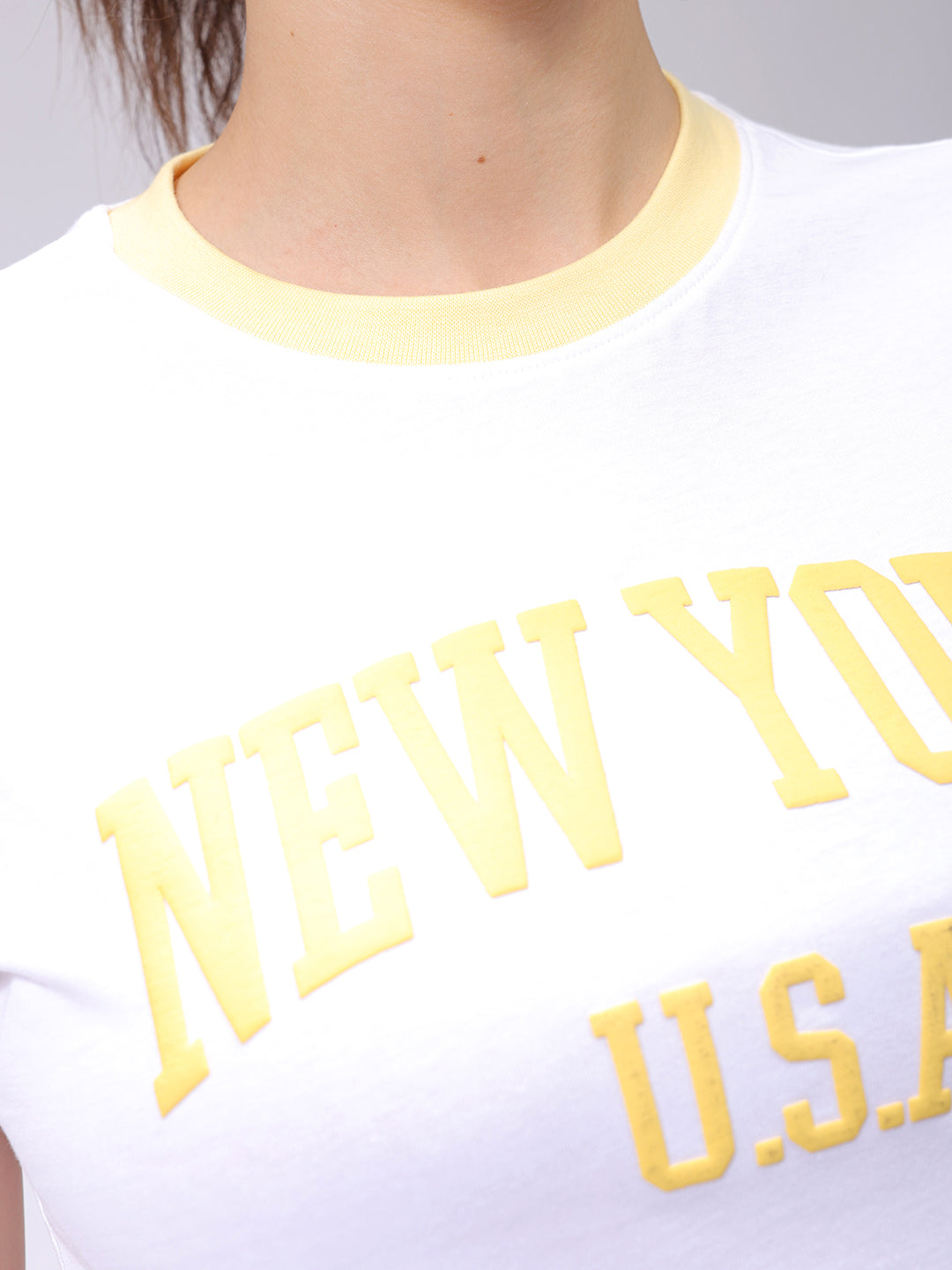 Women's White Slim Fit Typographic Cropped T-Shirt
