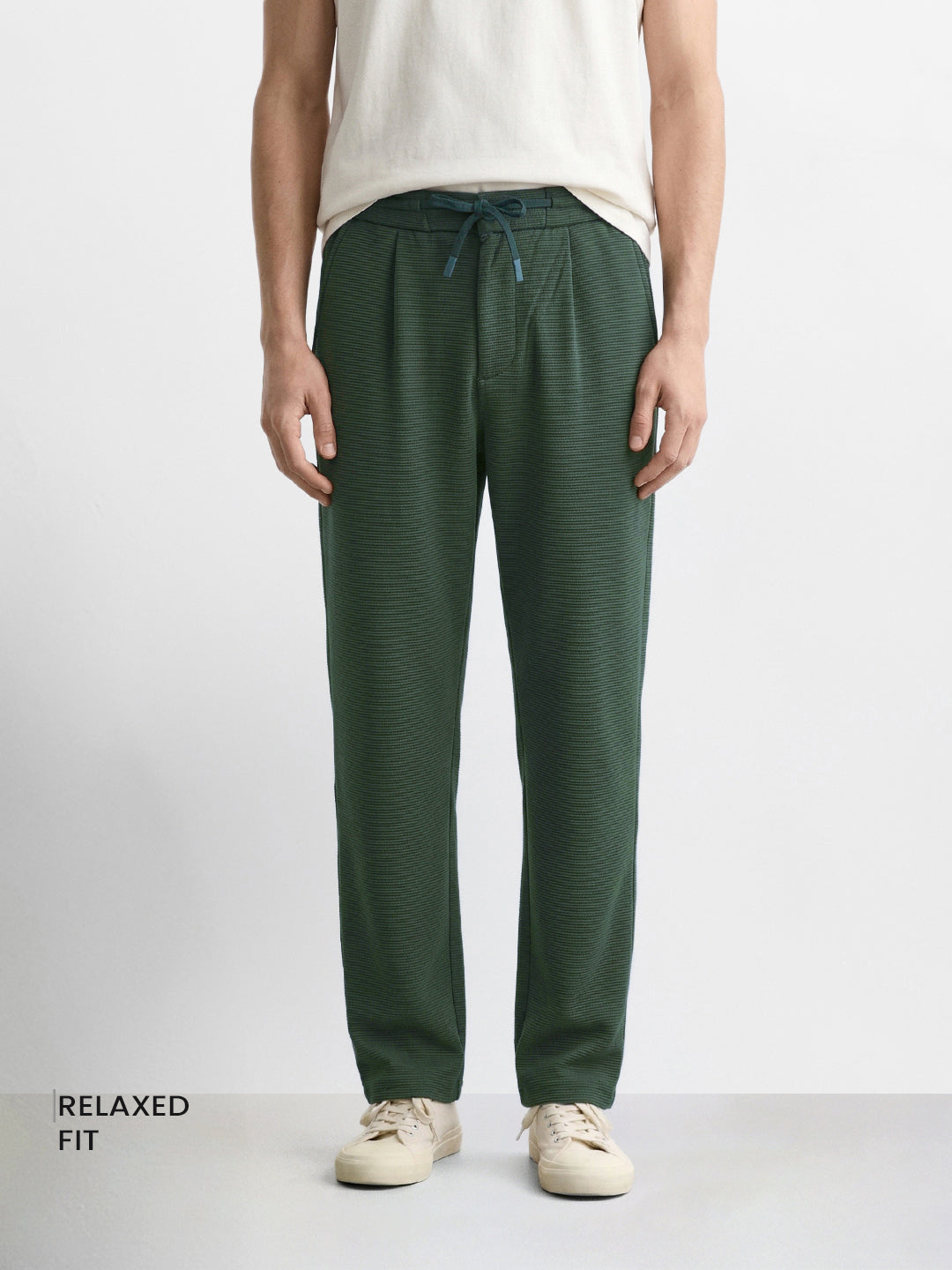 Men's Green Loose Fit Solid Casual Joggers