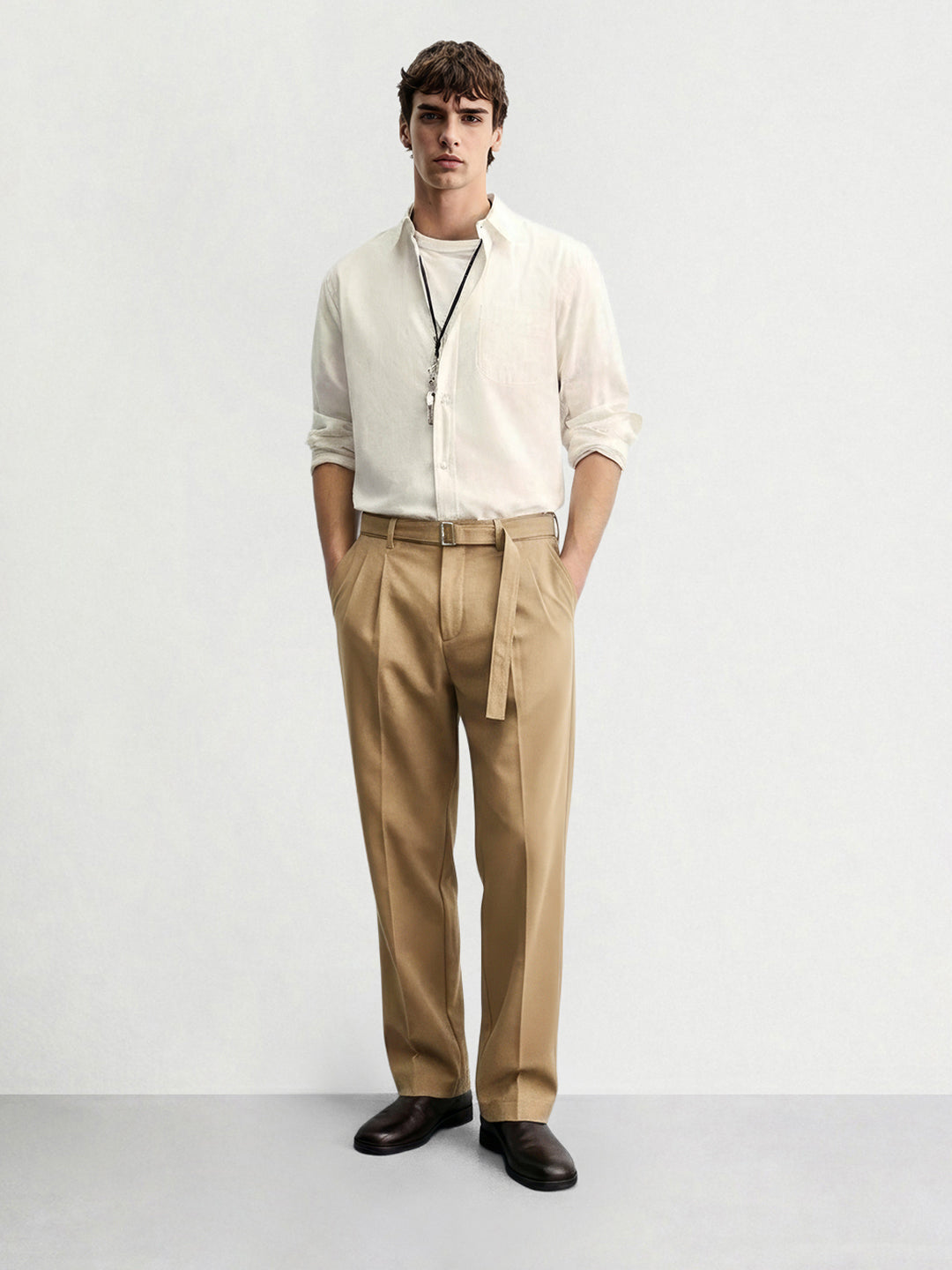 Men's Khaki Relaxed Fit Solid Utility Trousers