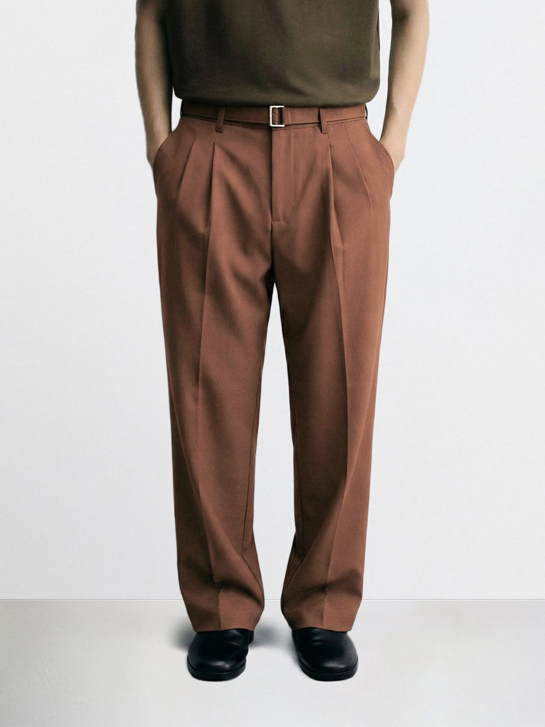 Men's Brown Relaxed Fit Solid Utility Trousers