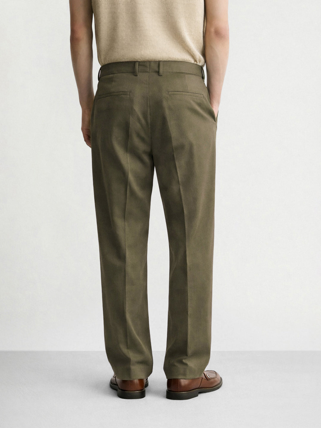 Men's Green Relaxed Fit Solid Utility Trousers