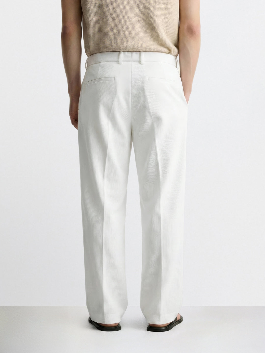 Men's White Relaxed Fit Solid Utility Trousers