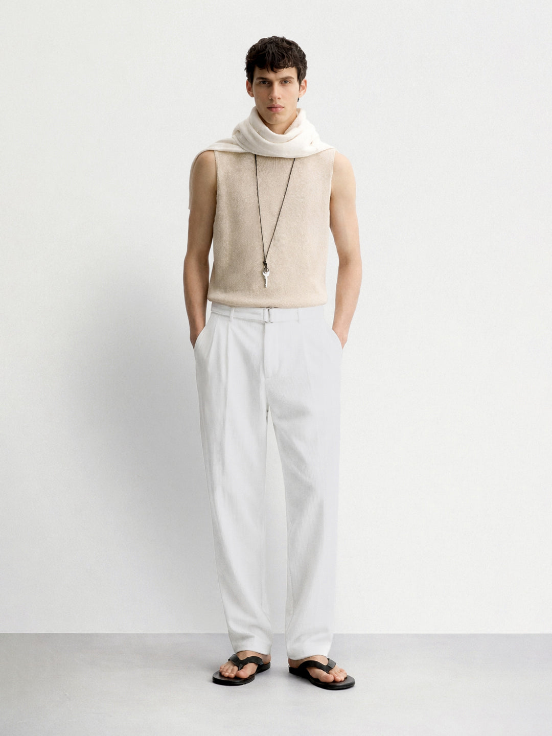 Men's White Relaxed Fit Solid Utility Trousers