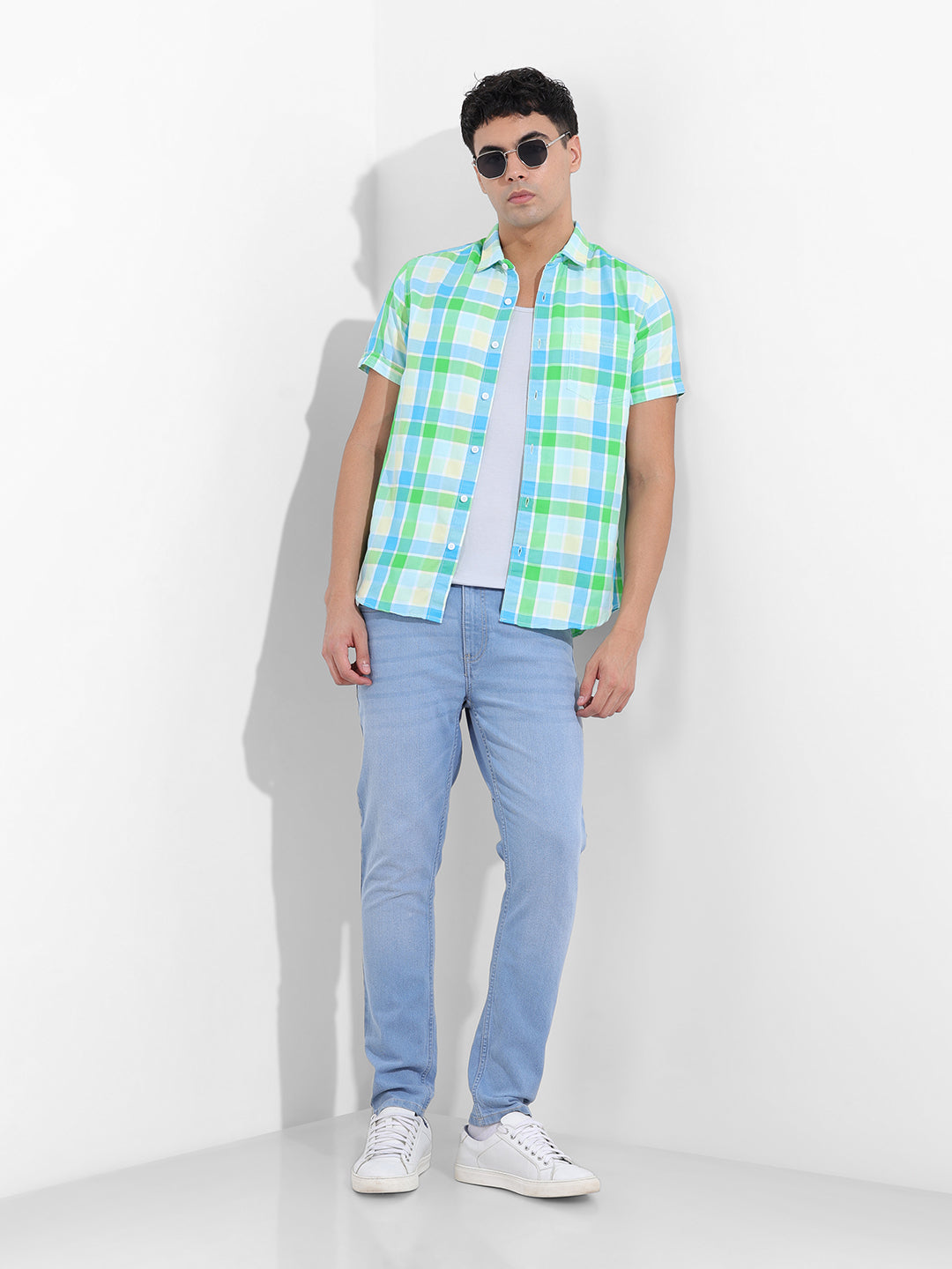 Men's Green Slim Fit Checked Casual Shirt