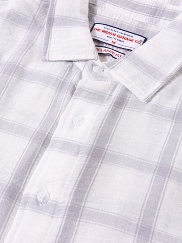 Men's White Relaxed Fit Checked Casual Shirt