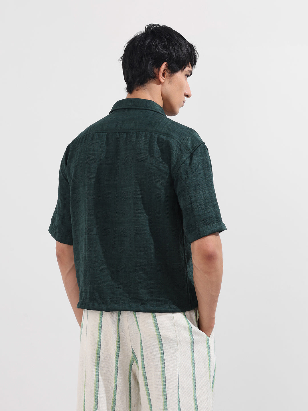 Men's Green Boxy Fit Textured Resort Wear Shirt