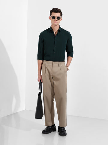 Men's Green Slim Fit Party Wear Solid Shirt