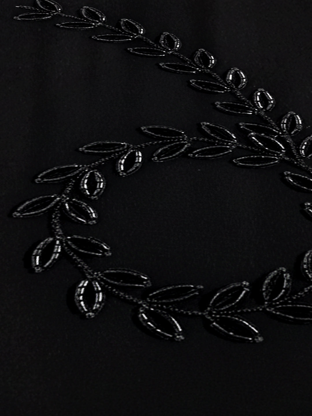 Men's Black Slim Fit Embellishment Party Wear Shirt