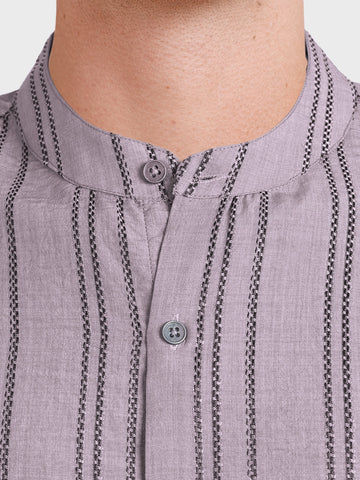 Men's Purple Relaxed Fit Vertical Stripes Resort Wear Shirt