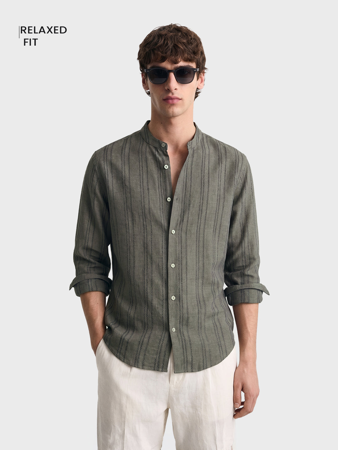 Men's Green Relaxed Fit Vertical Stripes Resort Wear Shirt