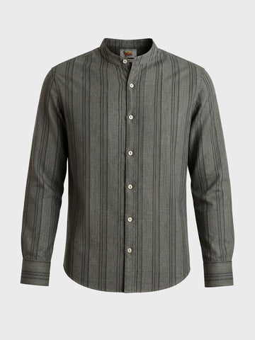 Men's Green Relaxed Fit Vertical Stripes Resort Wear Shirt