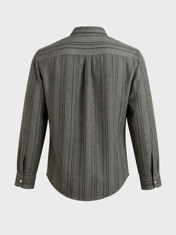 Men's Green Relaxed Fit Vertical Stripes Resort Wear Shirt