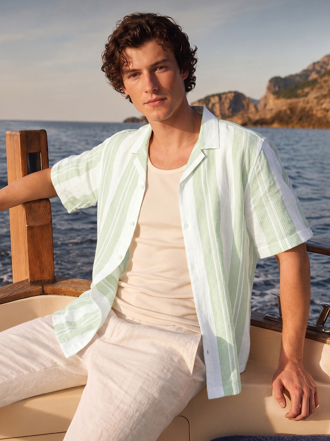 Men's Green Relaxed Fit Striped Resort Wear Shirt