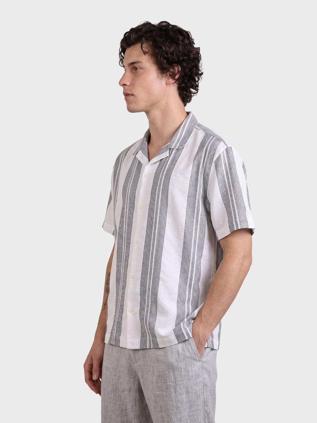 Men's Grey Relaxed Fit Striped Resort Wear Shirt