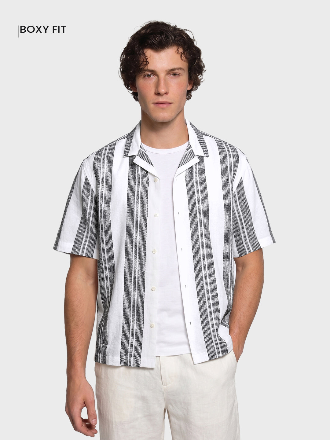 Men's Black Relaxed Fit Striped Resort Wear Shirt