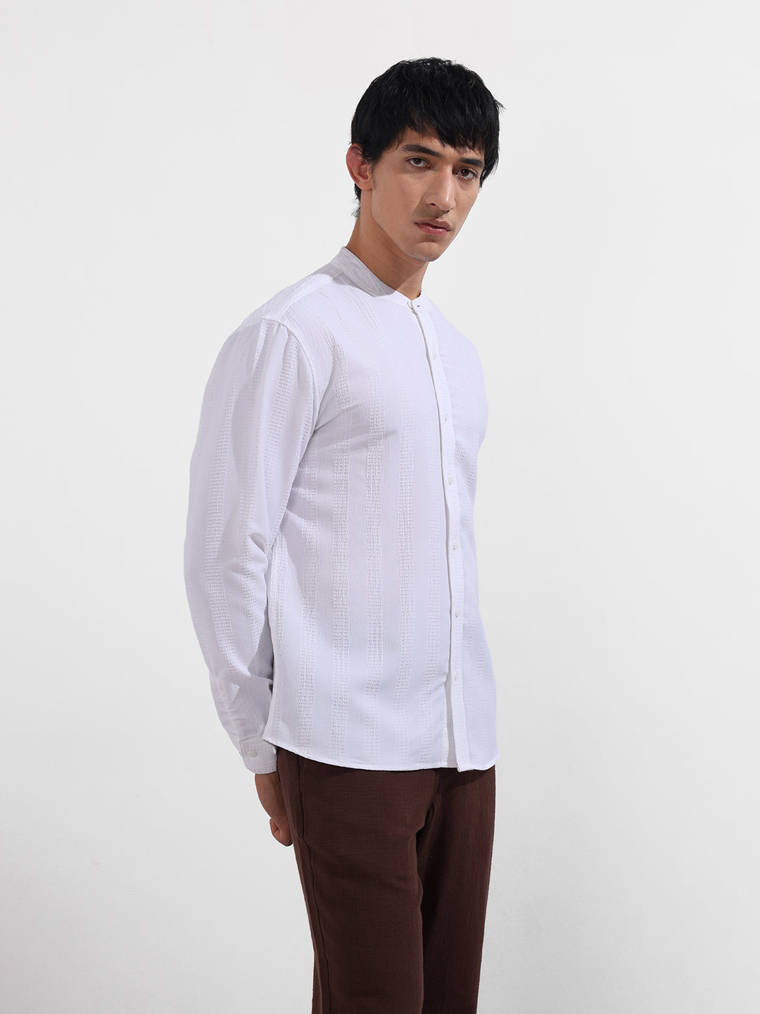 Men's White Relaxed Fit Textured Resort Wear Shirt