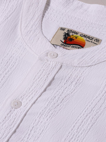 Men's White Relaxed Fit Textured Resort Wear Shirt
