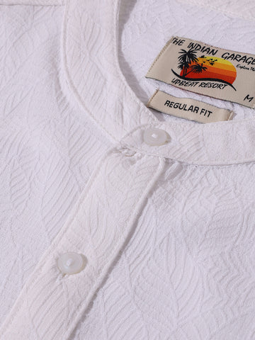Men's White Regular Fit Textured Resort Wear Shirt