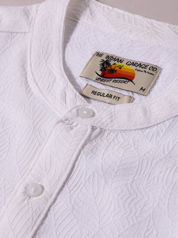 Men's White Regular Fit Textured Resort Wear Shirt