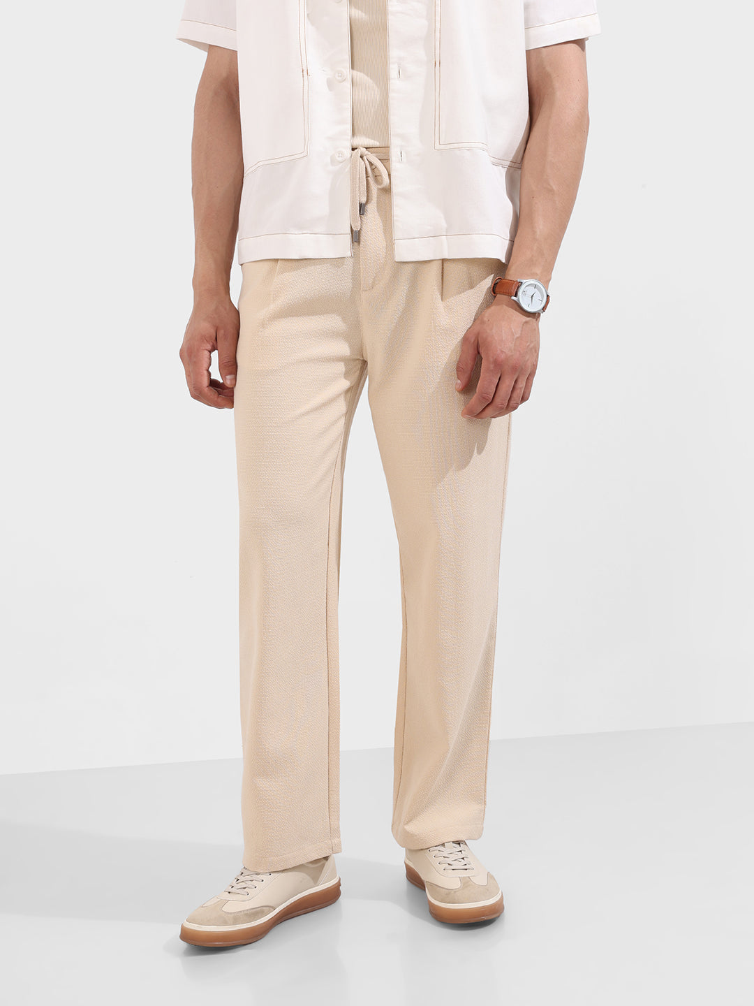 Men's Beige Relaxed Fit Textured Casual Trousers