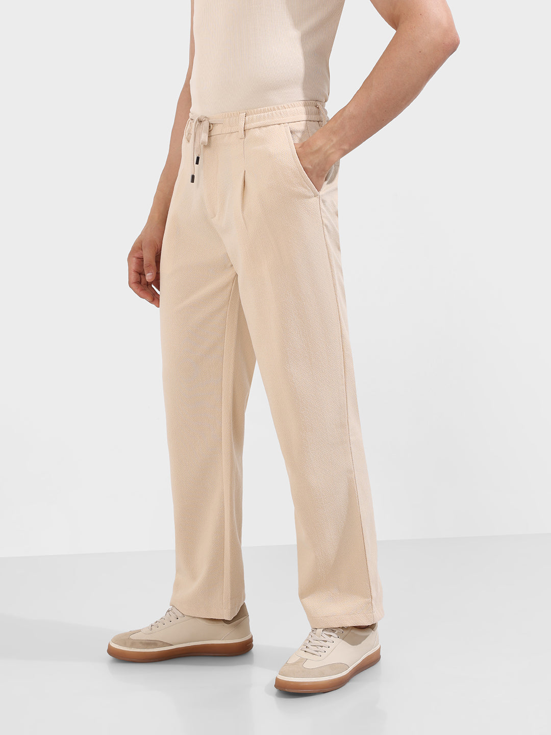 Men's Beige Relaxed Fit Textured Casual Trousers