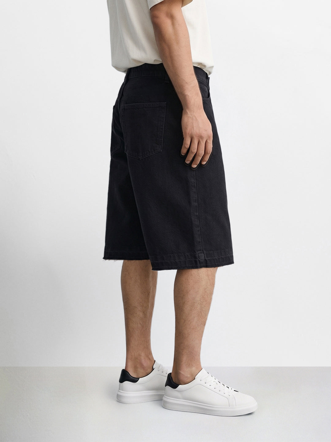 Men's Black Wide Leg Fit Solid Retro Wear Shorts