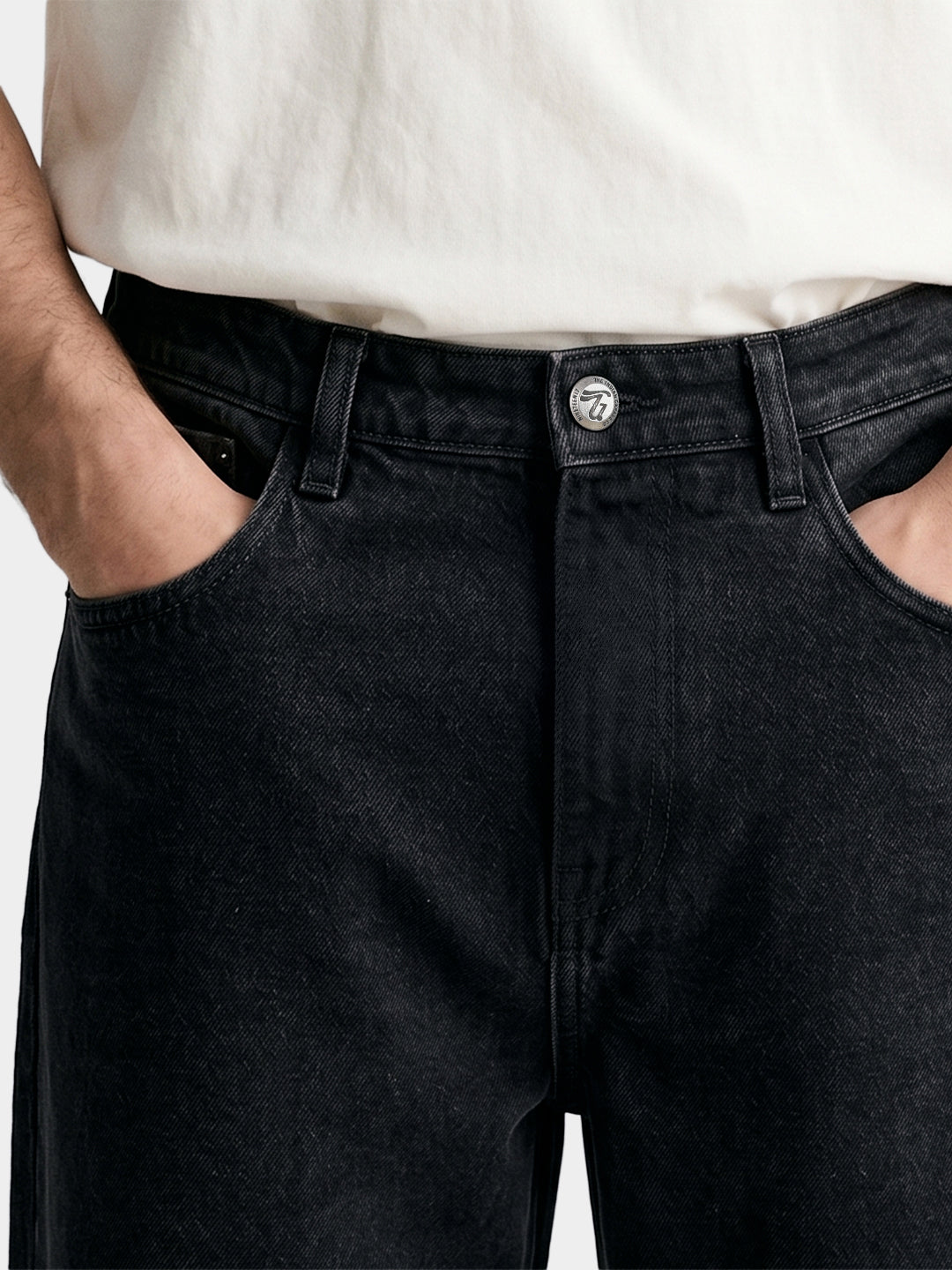 Men's Black Wide Leg Fit Solid Retro Wear Shorts