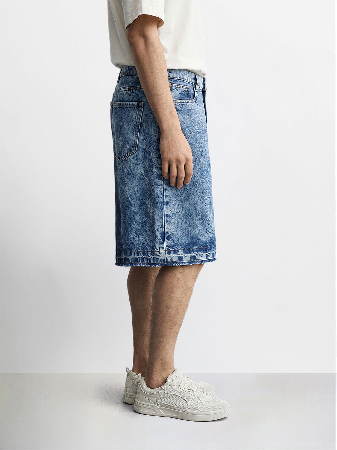 Men's Blue Wide Leg Fit Solid Retro Wear Shorts