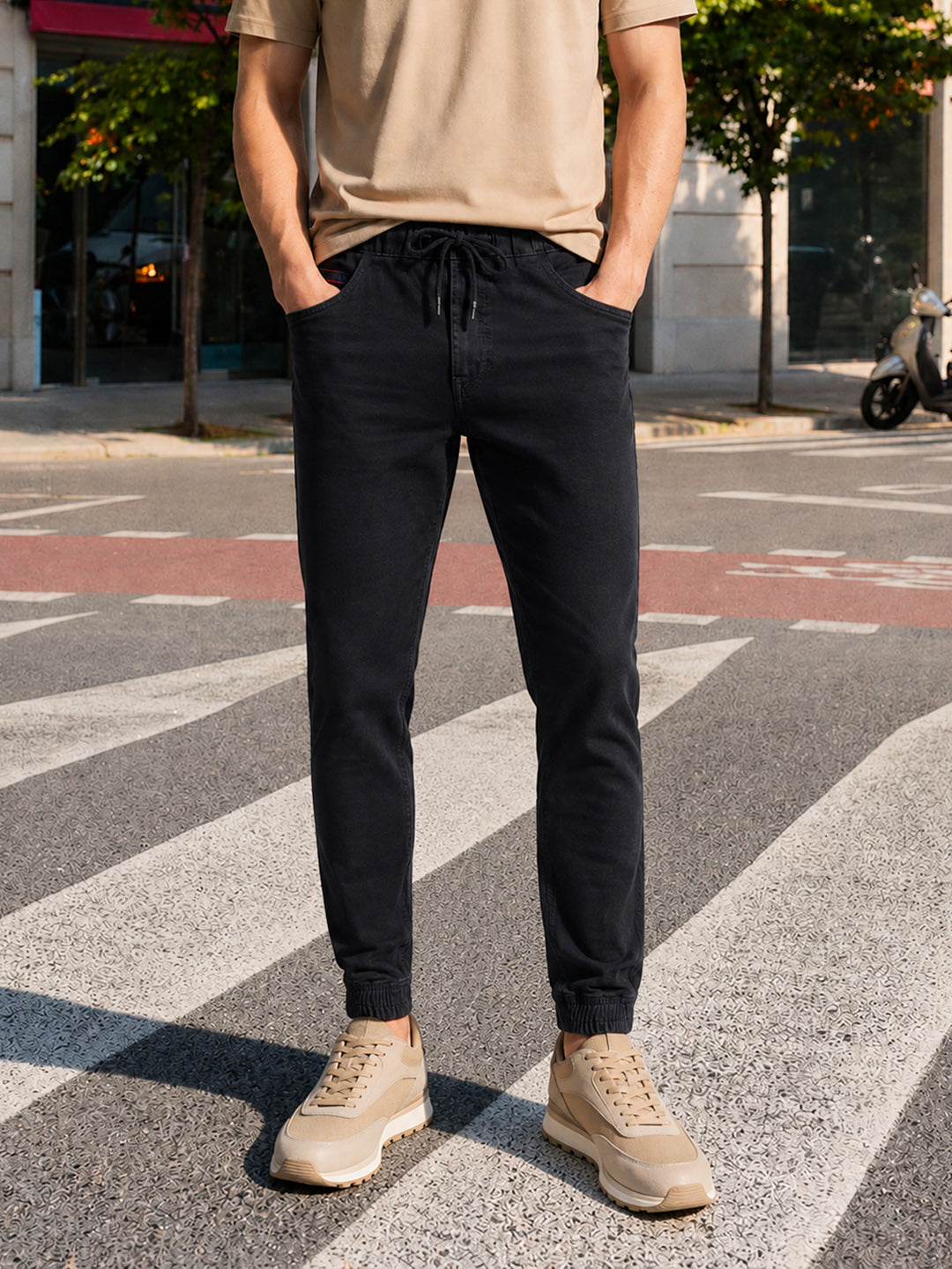 Men's Black Slim Fit Solid Casual Jeans