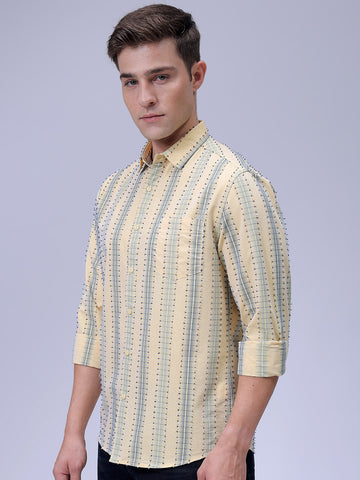 Men's Yellow Slim Fit Textured Casual Shirt TIGC Men's Yellow Slim Fit Textured Casual Shirt TIGC