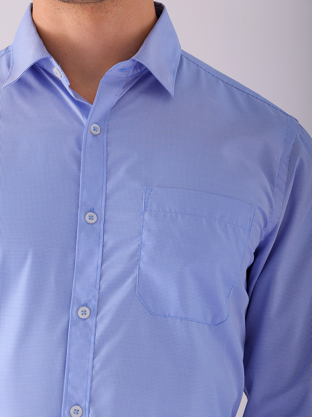 Shop Men's Checked Slim Fit Formal Shirt Online.