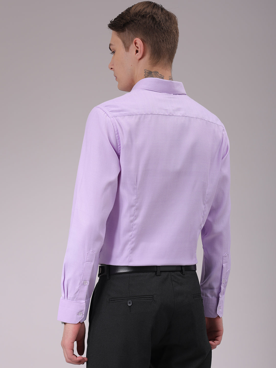 Men's Lavender Slim Fit Solid Formal Shirt