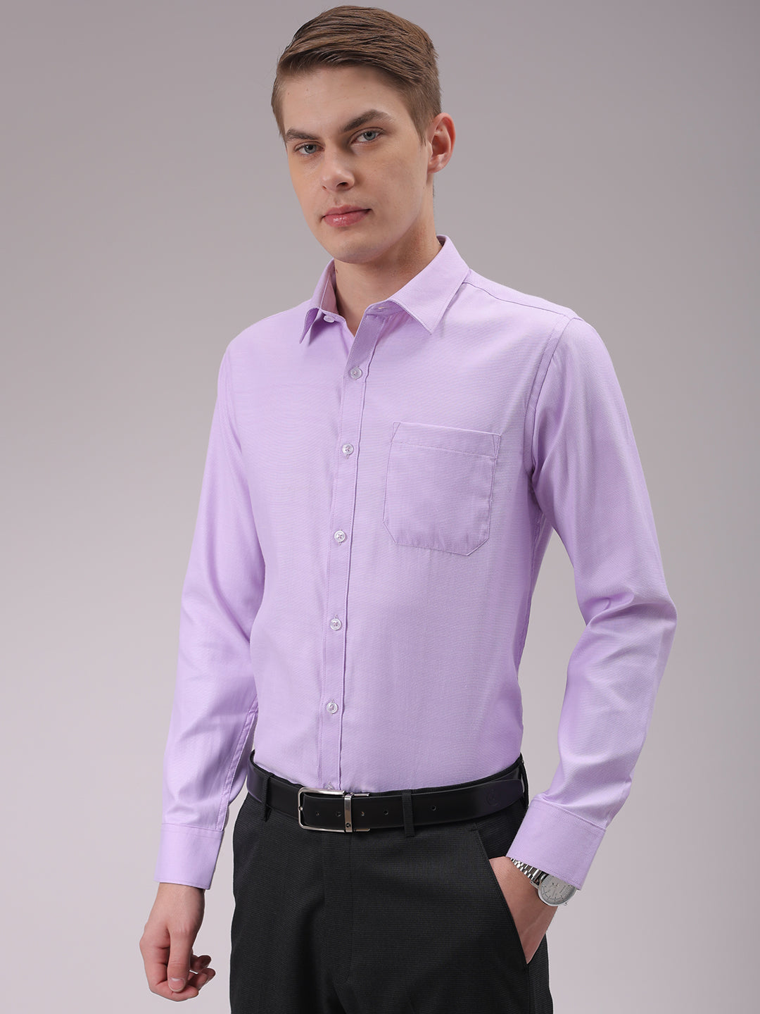 Men's Lavender Slim Fit Solid Formal Shirt