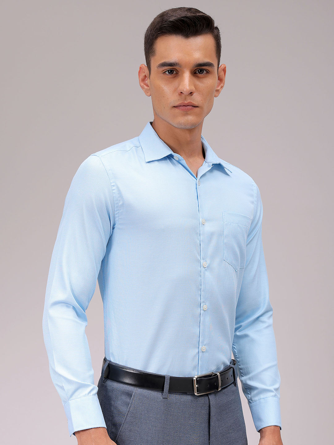 Men's Slim Fit Solid Formal Shirt