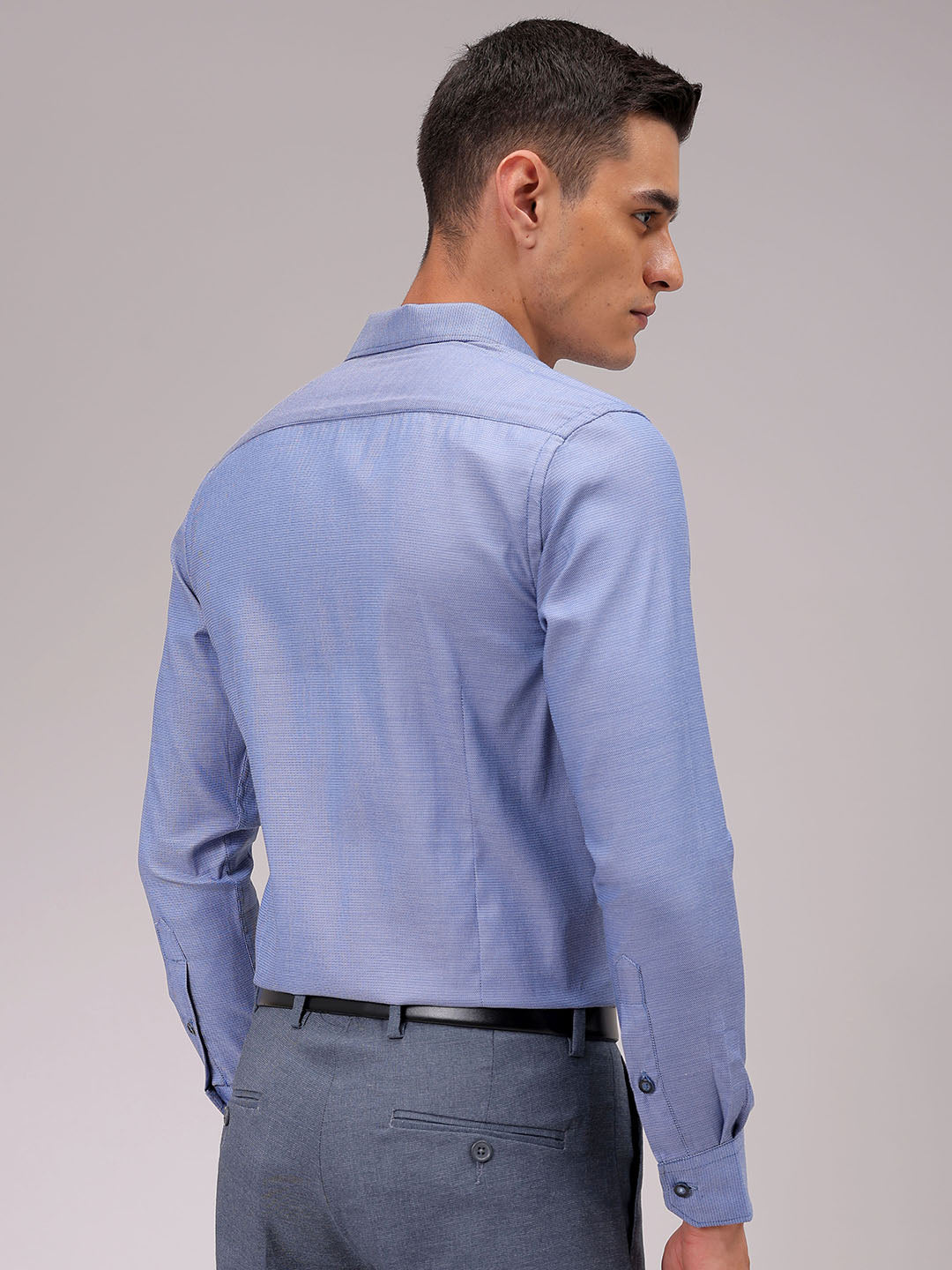 Men's Slim Fit Solid Formal Shirt