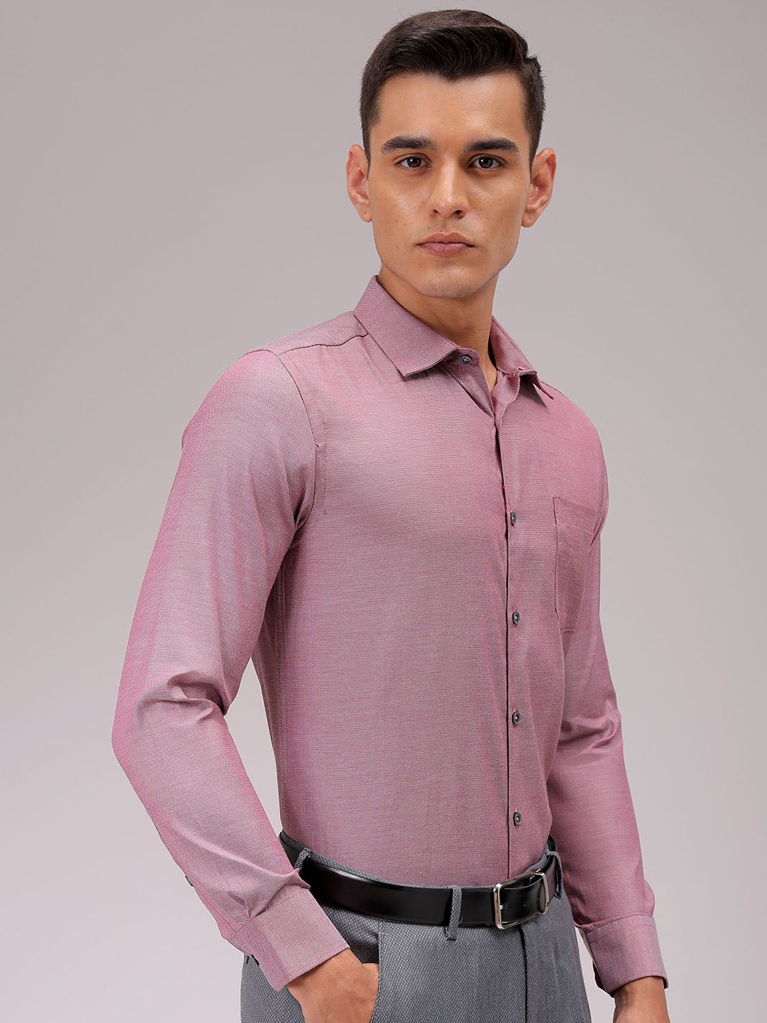 Men's Slim Fit Solid Formal Shirt