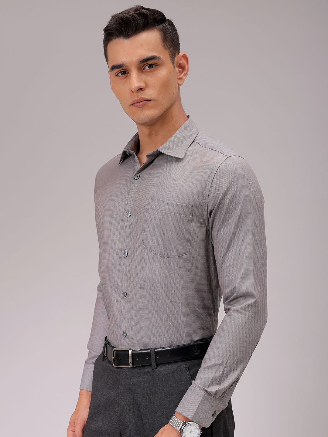 Men's Slim Fit Solid Formal Shirt