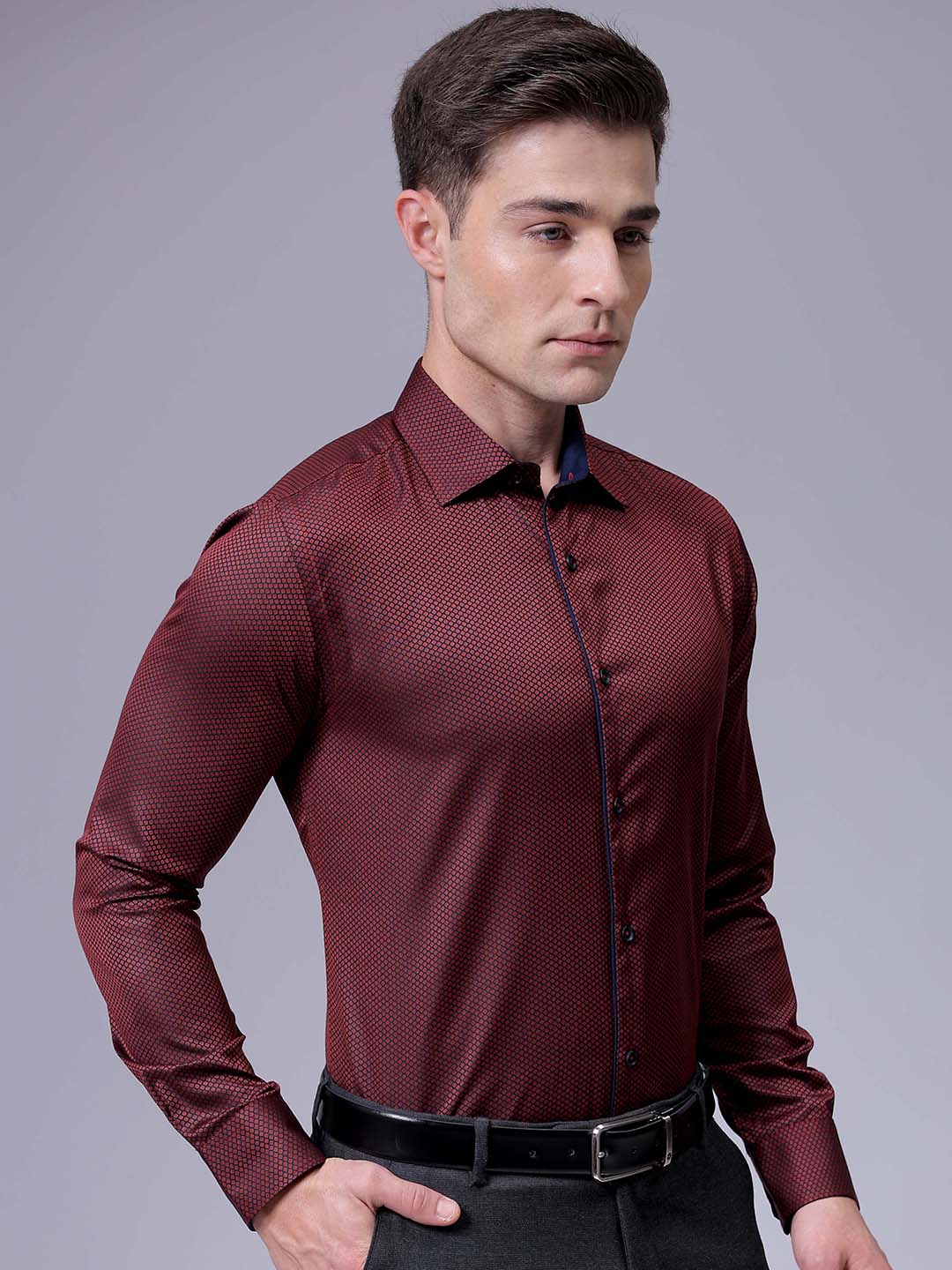 Men's Maroon Slim Fit Solid Formal Shirt
