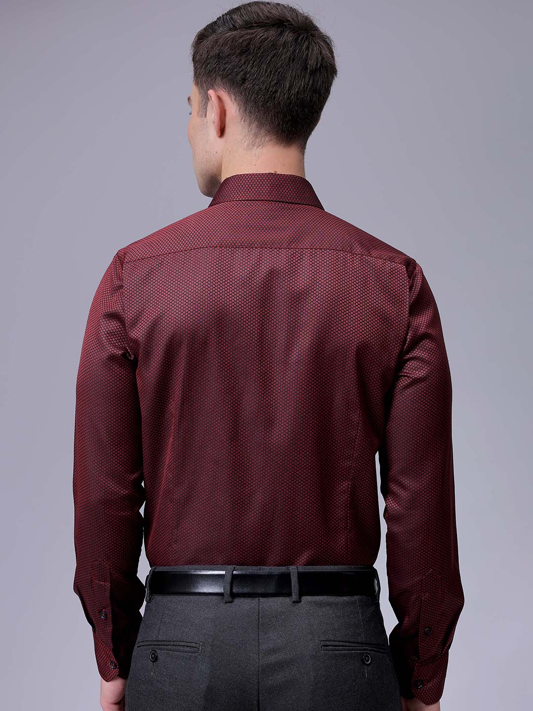 Men's Maroon Slim Fit Solid Formal Shirt