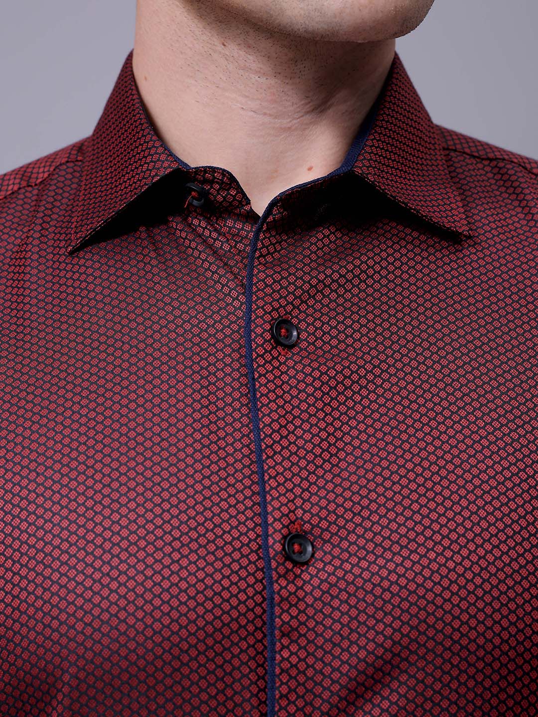 Men's Maroon Slim Fit Solid Formal Shirt